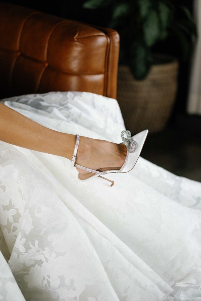 Bridal details at a luxury Chicago wedding.