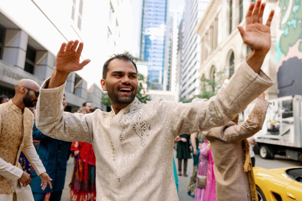 Chicago Indian wedding photography featuring downtown portraits.