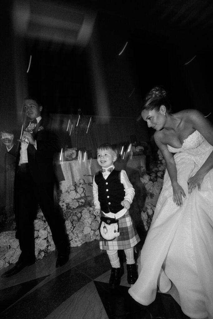Guests dancing at glamorous Chicago wedding reception